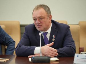 Эксперты Ленского клуба обсудили патриотическое воспитание на примере героев Якутии