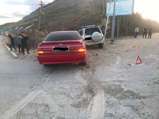 В Якутске злостный нарушитель устроил ДТП, в котором пострадала мать с двумя детьми