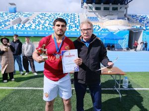 «Кубок Дружбы – 2025»: футбольный турнир в честь 80-летия Победы объединил национальные общины Якутии