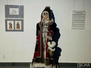 В Якутске презентовали выставку «Сказки зимы» модельера Августины Филипповой