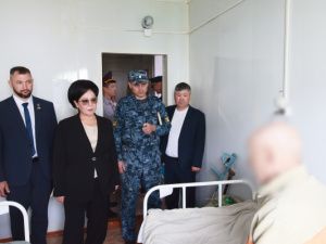 Исправительную колонию № 7 посетили общественные и надзорные представители региона