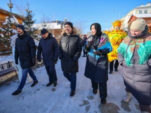 Глава Якутии посетил праздник «Широкая Масленица»
