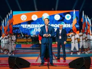 Айсен Николаев открыл чемпионат России по боксу среди мужчин в Якутске