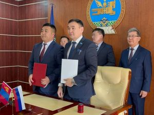 Подписано соглашение о побратимских связях между Верхоянским и Намским улусами с городом Хархорин в Монголии