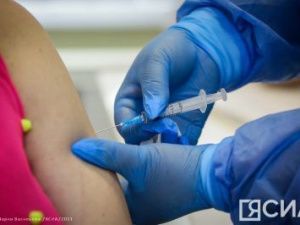 В Якутии от коронавируса привились 69,13% взрослого населения