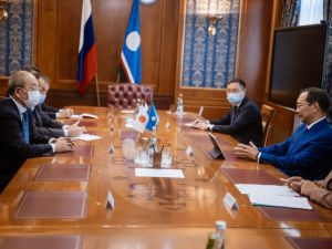 Айсен Николаев встретился с Административным директором Японского комитета по содействию Республике Саха (Якутия) г-ном Акио Сатомура