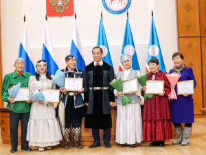 Хранители традиционной культуры стали стипендиатами Главы Якутии