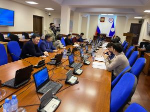 Дмитрий Садовников рассмотрел причины отставания строительства домов для переселяемых из аварийного жилья 