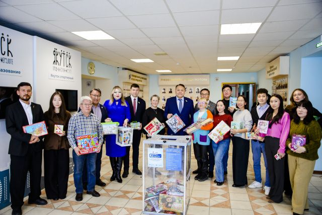 Депутаты Якутской городской Думы приняли участие в акции «Коробка храбрости»
