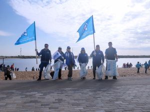 «Железные дороги Якутии» внесли вклад в чистоту берегов Лены