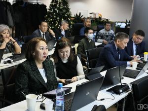 Министерства Якутии централизованно смотрят прямую линию Владимира Путина