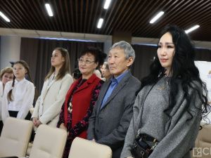 Семьям погибших участников СВО из Якутии вручили ордена Мужества