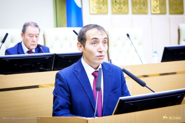 Депутат Ил Тумэн Александр Иванов ответил на обвинения