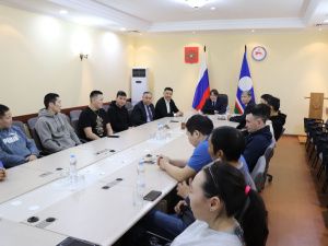 13 якутян направлены на трудоустройство в УК «Колмар» в рамках проекта «Местные кадры – в промышленность»