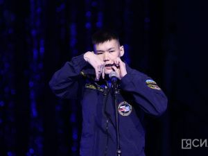 В Якутске провели новогодний благотворительный концерт «Для своих»