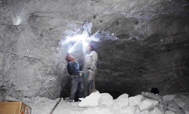 На Олёкминском руднике добычу гипса ведут абы как