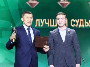 Бал чемпионов. Лучшим деятелям спорта вручили заслуженные награды