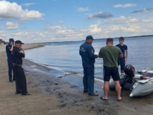 Городской пляж в 202 микрорайоне единственное санкционированное место купания в Якутске 
