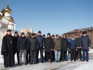 Осужденные к принудительным работам посетили Преображенский кафедральный собор