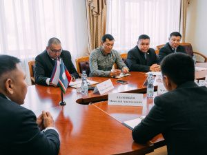 Евгений Григорьев встретился со стажерами республиканской кадровой программы «Якутия – земля героев»