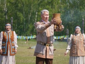 Гость праздника «Ысыах — праздник единства и дружбы народов» посвятил Якутии стихотворение