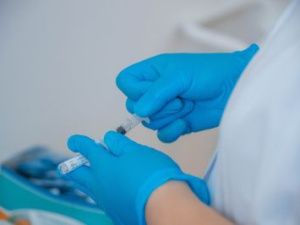 В Якутии от коронавируса привились 70,86% взрослого населения