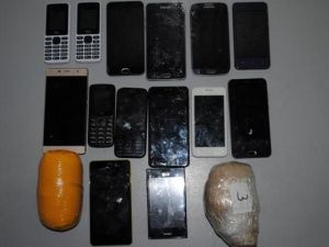 В колонию пытались перебросить три килограмма дрожжей