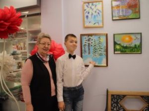 «Жизнь в красках»: В Якутске открылась необычная выставка