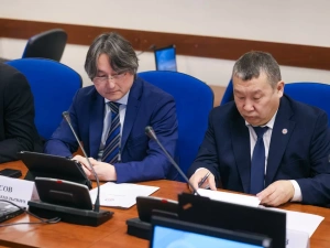 Айсен Николаев рассмотрел ход реализации нацпроектов в Якутии