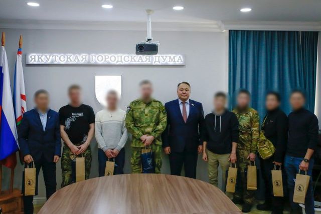 Председатель Якутской гордумы встретился с бойцами СВО и их родными