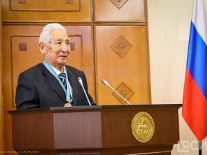 Государственные награды за вклад в развитие республики вручили жителям Якутии