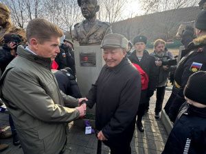 Бюст Героя России Дмитрия Егорова - «Сунтар» установлен на Аллее Героев