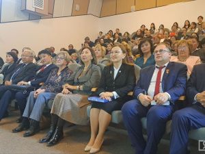 В Якутске определили победителя республиканского этапа конкурса «Учитель года»