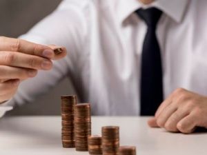 Житель Нерюнгри решил заработать на инвестициях и лишился более трех миллионов рублей