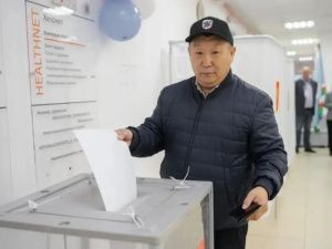 Министр и мэр уже проголосовали