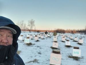 Иппотерапия и отдых в апидомиках: семья из Вилюйского района открыла уникальную экоферму