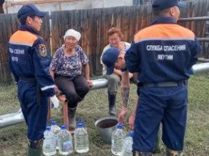 Восстановительные работы в пострадавших от паводка селах будут идти круглосуточно