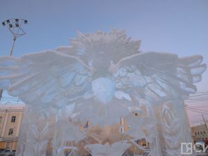 Искусство из снега и льда: зимние скульпторы соревнуются в Якутске за звание лучшего