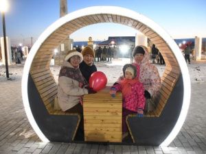 Площадь Победы открыли в с. Бердигестях