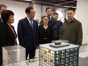 Айсен Николаев открыл первый фестиваль архитектуры Якутии