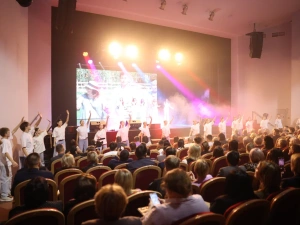 Айсен Николаев поздравил мирнинцев с 60-летием района