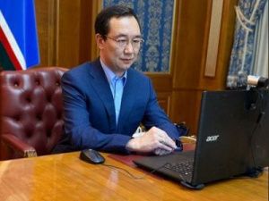 Глава Якутии обязал граждан сидеть дома