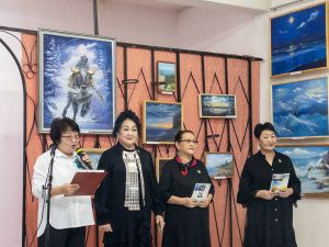 В Якутске открылась выставка художника Игоря Константинова