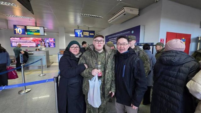 Матери солдат-срочников бьют тревогу: их сыновей заставляют под давлением подписать военный контракт 