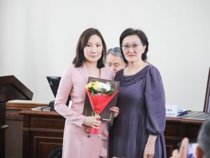 Профессия добрых дел: В Якутске поздравили социальных работников