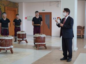 Посол Японии посетил ДДН им. А.Е. Кулаковского