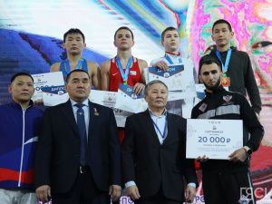 Четыре боксёра из Якутии стали победителями первого всероссийского турнира памяти Артура Пахомова