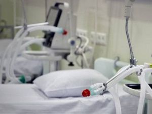 В Якутии только после вмешательства прокуратуры женщину обеспечили аппаратом искусственной вентиляции легких