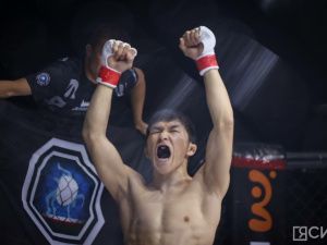 Фоторепортаж: турнир по смешанным единоборствам Eagles FC 53 в Якутске