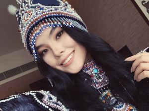 Модельер Августина Филиппова рассказала, как создавала наряд для Натальи Строевой